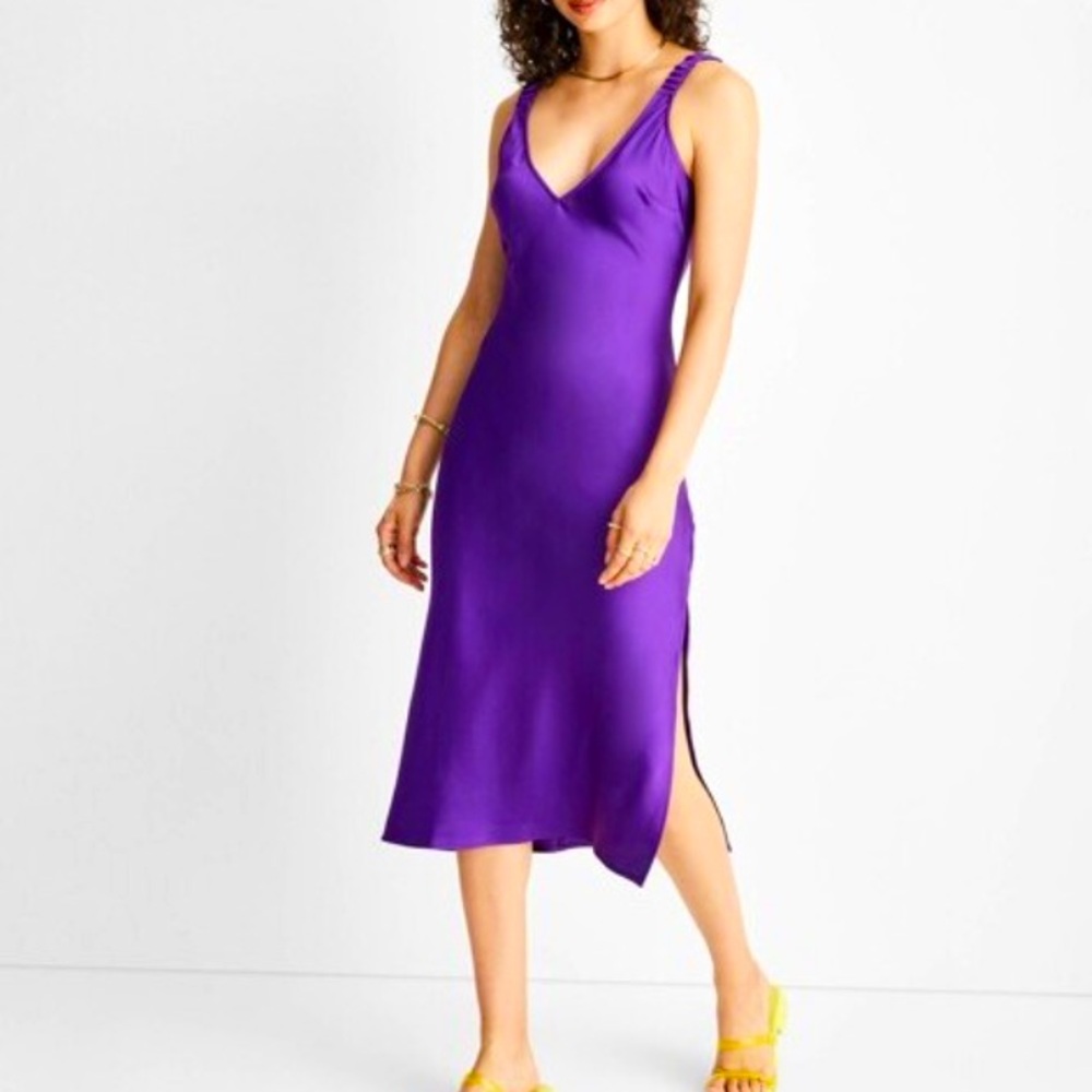 Women's NWT Strappy V-Neck Midi Slip Dress - Future Collective w/ Alani Noelle
